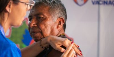 Operação Gota leva vacinas a 20 aldeias remotas da Amazônia