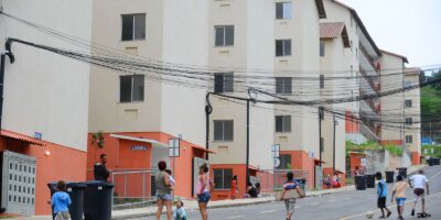 Orçamento 2027 mantém Bolsa Família em R$600 e reduz verba para o programa