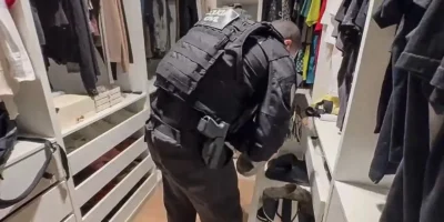 Polícia cumpre mandados na Operação A Tropa contra atletas de Vasco e Vila Nova