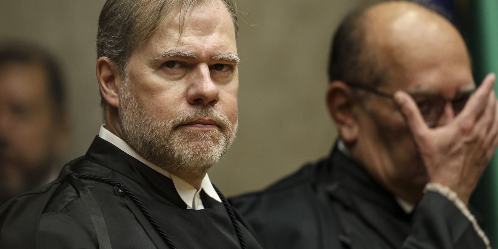 Toffoli suspende propaganda digital e corta repasses do FEFC a Grassi