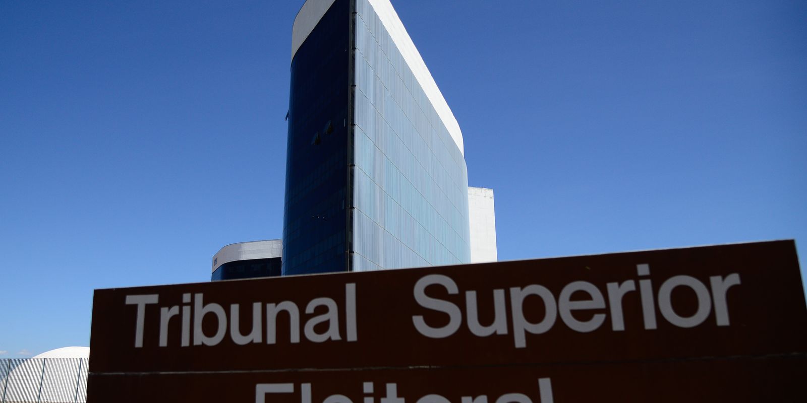 TSE julga virtualmente 13 registros à Presidência entre 31/8 e 2/9