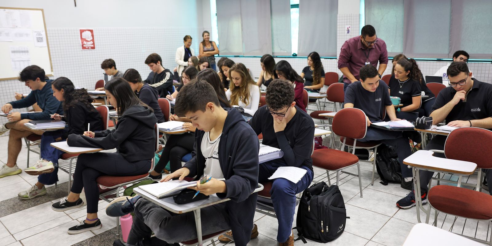 Último dia para renegociar dívidas do Fies pelo Desenrola Fies 2026