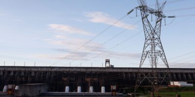 Aneel zera taxa extra na conta de energia a partir de outubro