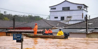 Chuvas forçam evacuação e decretam emergência no Vale do Ribeira e Piracaia