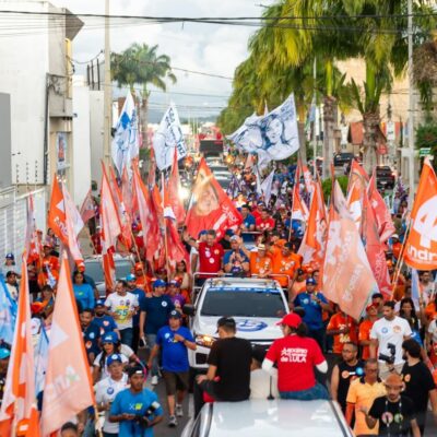 Carreata do governador Fábio Mitidieri reúne apoiadores nas ruas de Itabaiana