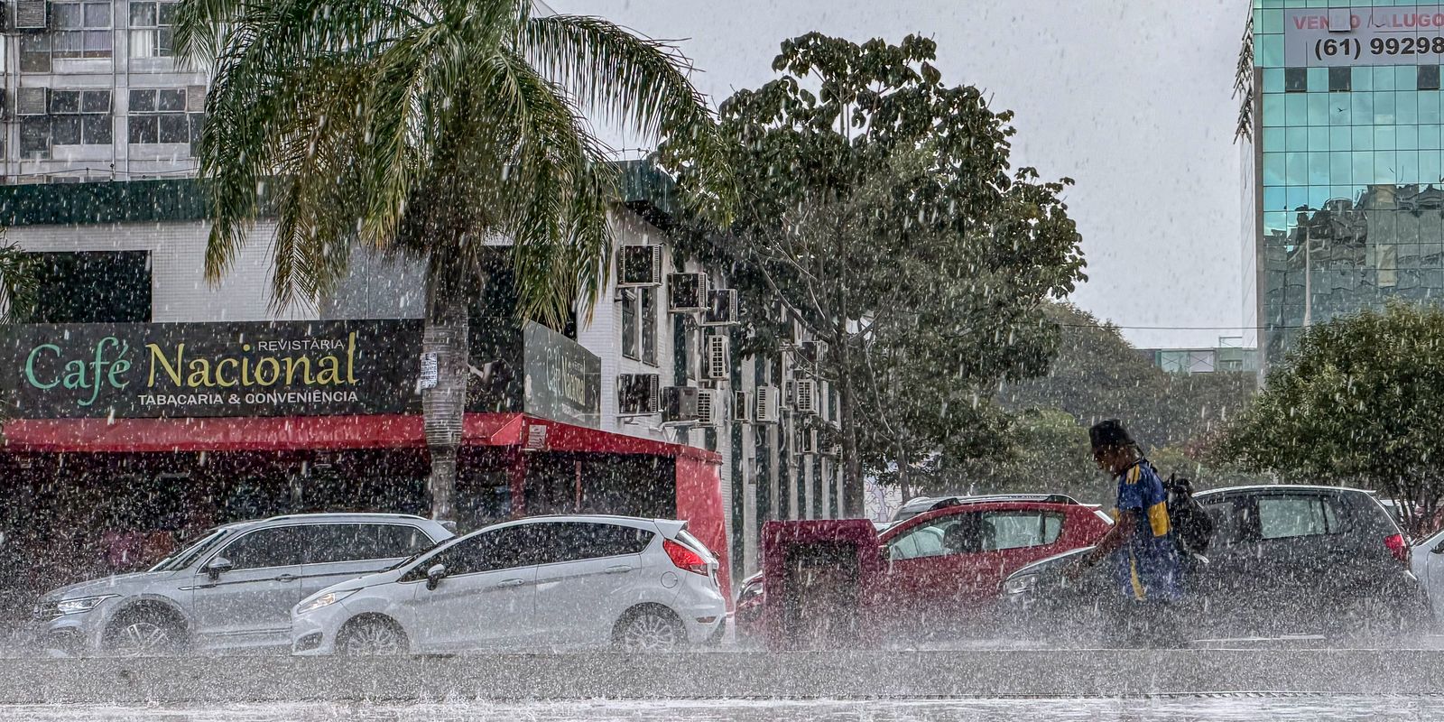 Frente fria provoca chuvas intensas e alerta cidades do Centro-Oeste e Norte