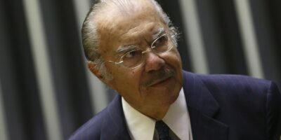 José Sarney, 96, segue internado no Sírio-Libanês por pneumonia