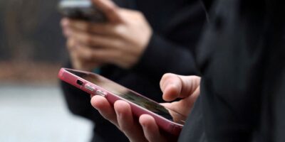 Jovem de 16 anos lança site para orientar novos eleitores