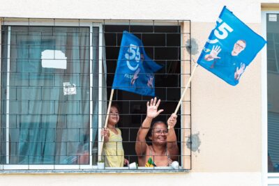 Caminhada do governador Fábio Mitidieri na Zona Sul de Aracaju