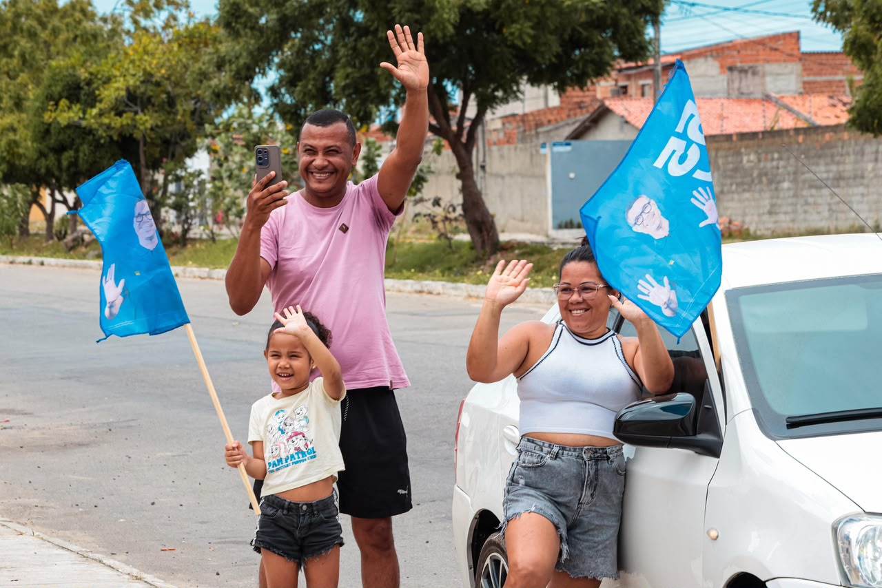Caminhada do governador Fábio Mitidieri na Zona Sul de Aracaju