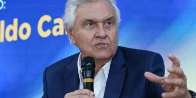 Médicos confirmam pneumonia em Ronaldo Caiado em São Paulo
