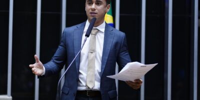TSE manda Nikolas Ferreira apagar postagem que descontextualizou fala de Lula