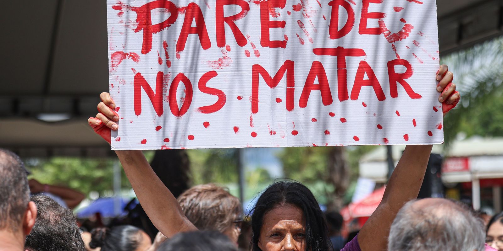 Violência política de gênero cresce 11 vezes e põe candidatas em risco