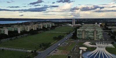 25/10: Eleitores decidem rumo sobre privatizações e gestão pública