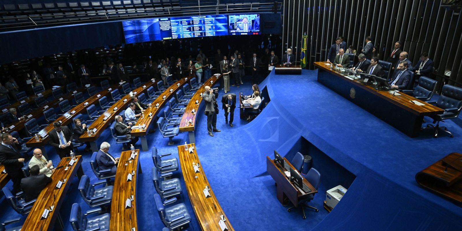 54 senadores eleitos: Senado muda maioria e influência regional