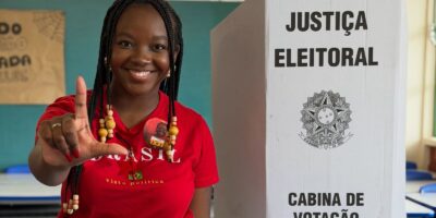 Ana Elisa, 21, é eleita deputada federal e promete lutar por cotas