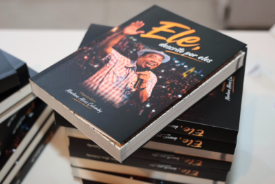 Assembleia lança livro com depoimentos sobre João Alves Filho