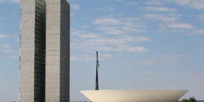Câmara eleva teto do MEI e anistia dívidas; proposta segue ao Senado
