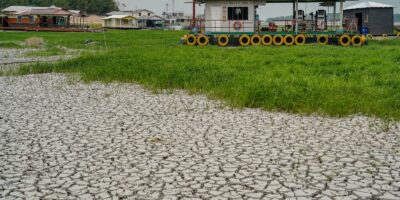 Campanha mobiliza doações para ribeirinhos de Manaus; meta 23,4 t
