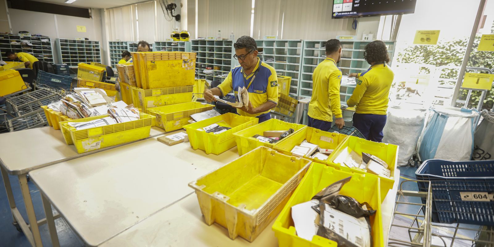 Correios e AliExpress renovam parceria para acelerar entregas na alta temporada