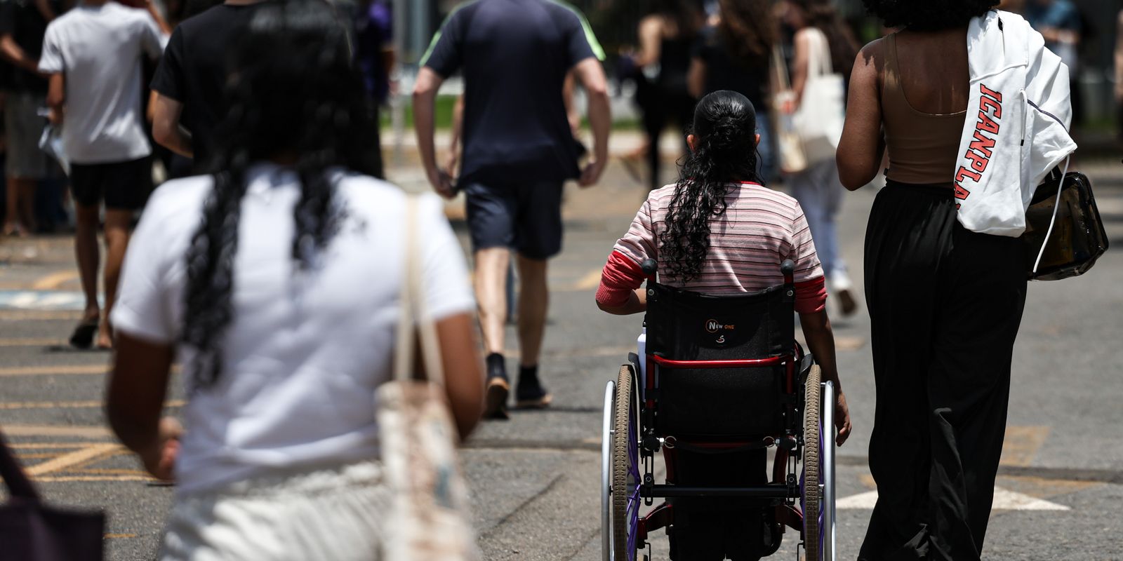 Escolha sua língua do Enem 2026 até domingo (18)