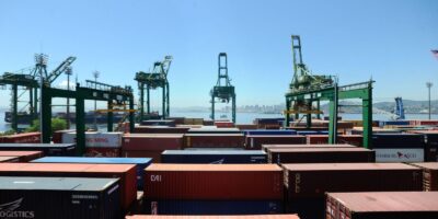 Exportações impulsionam superávit comercial de US$ 7,74 bi em setembro