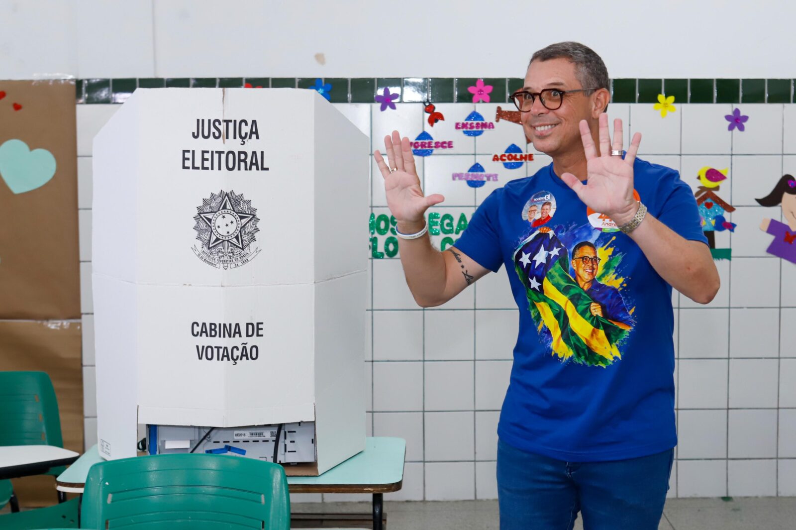 Governador parabenizou os eleitos nas redes sociais