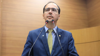 Georgeo Passos cobra solução para falta d'água e questiona volta de delegado