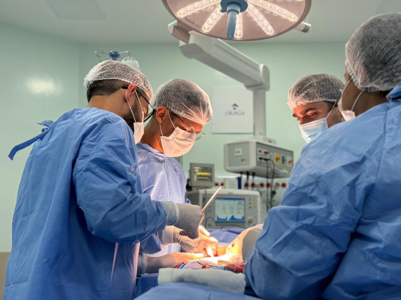 Residentes participam da rotina do hospital