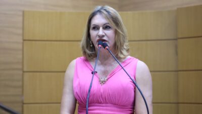 Linda Brasil exige água regular e denuncia poluição em rios de Sergipe
