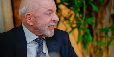 Lula entrega ao TSE autorização para quebra de sigilos da família
