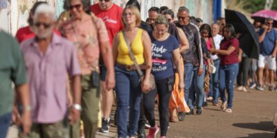 Lula solicita à Justiça Eleitoral prorrogação do horário de votação