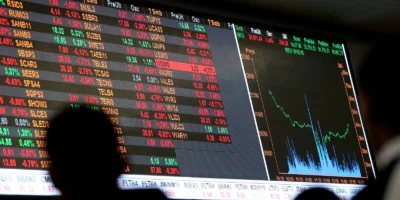 Mercado reage: dólar recua a R$5 e Ibovespa avança 7,85%