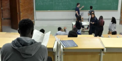 Preencha o Questionário do Enade 2026 até 18 de dezembro, alerta Inep