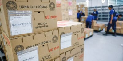Tribunais distribuem 560 mil urnas e preparam locais para votação