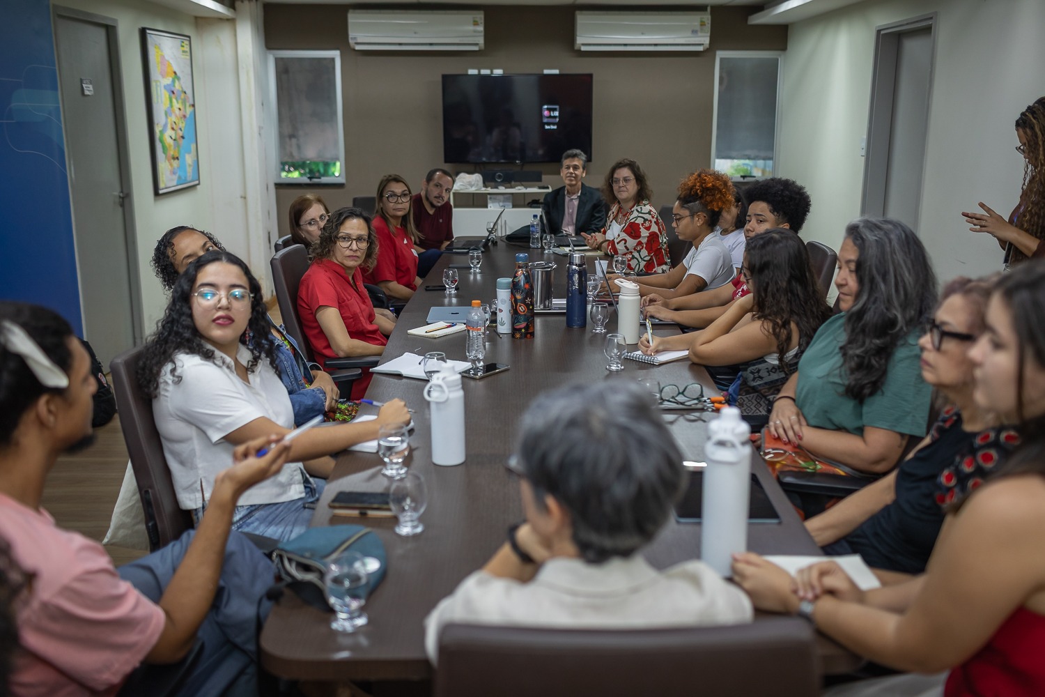 Reunião de trabalho do projeto da incubadora de cultura popular