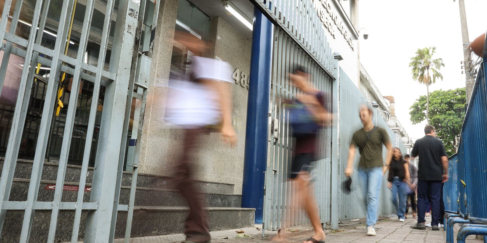 Último dia: escolha inglês ou espanhol para o Enem 2026