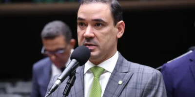 Vicentinho Júnior garante governo do Tocantins com 63,95% dos votos